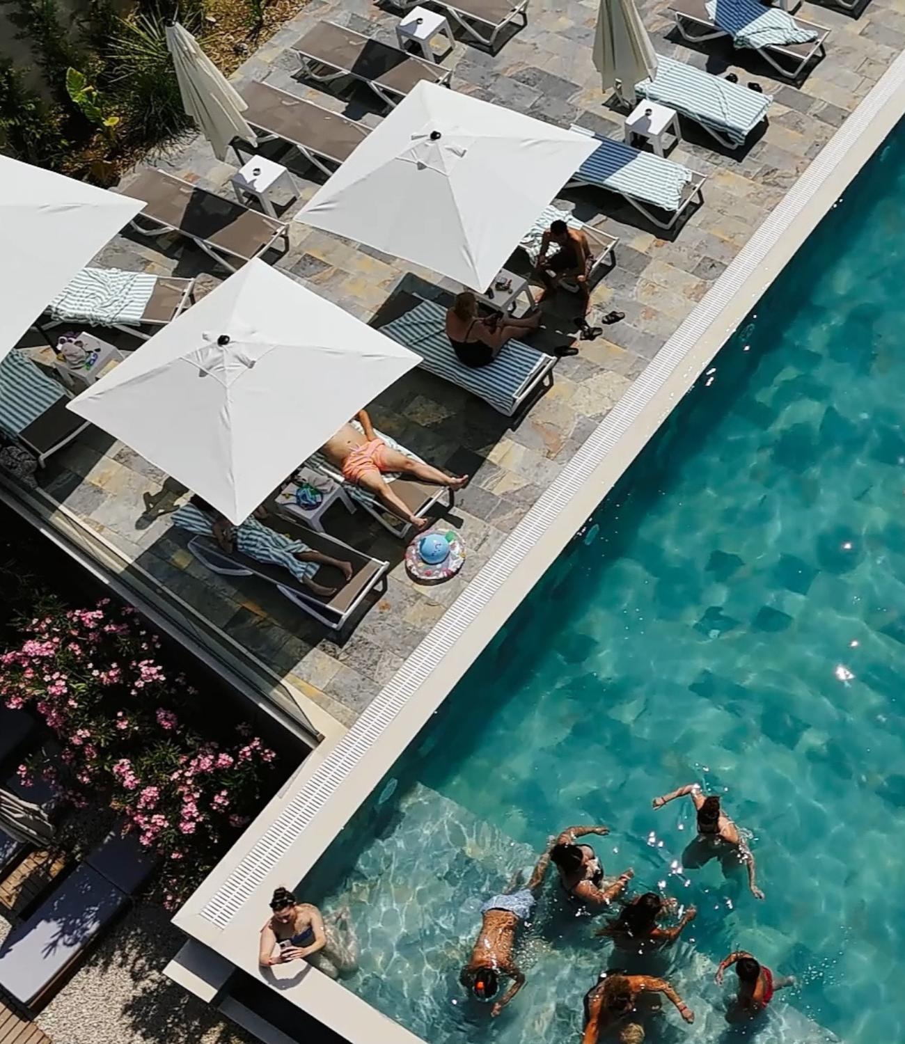 Dukes Albania Hotel Radhime Exterior photo