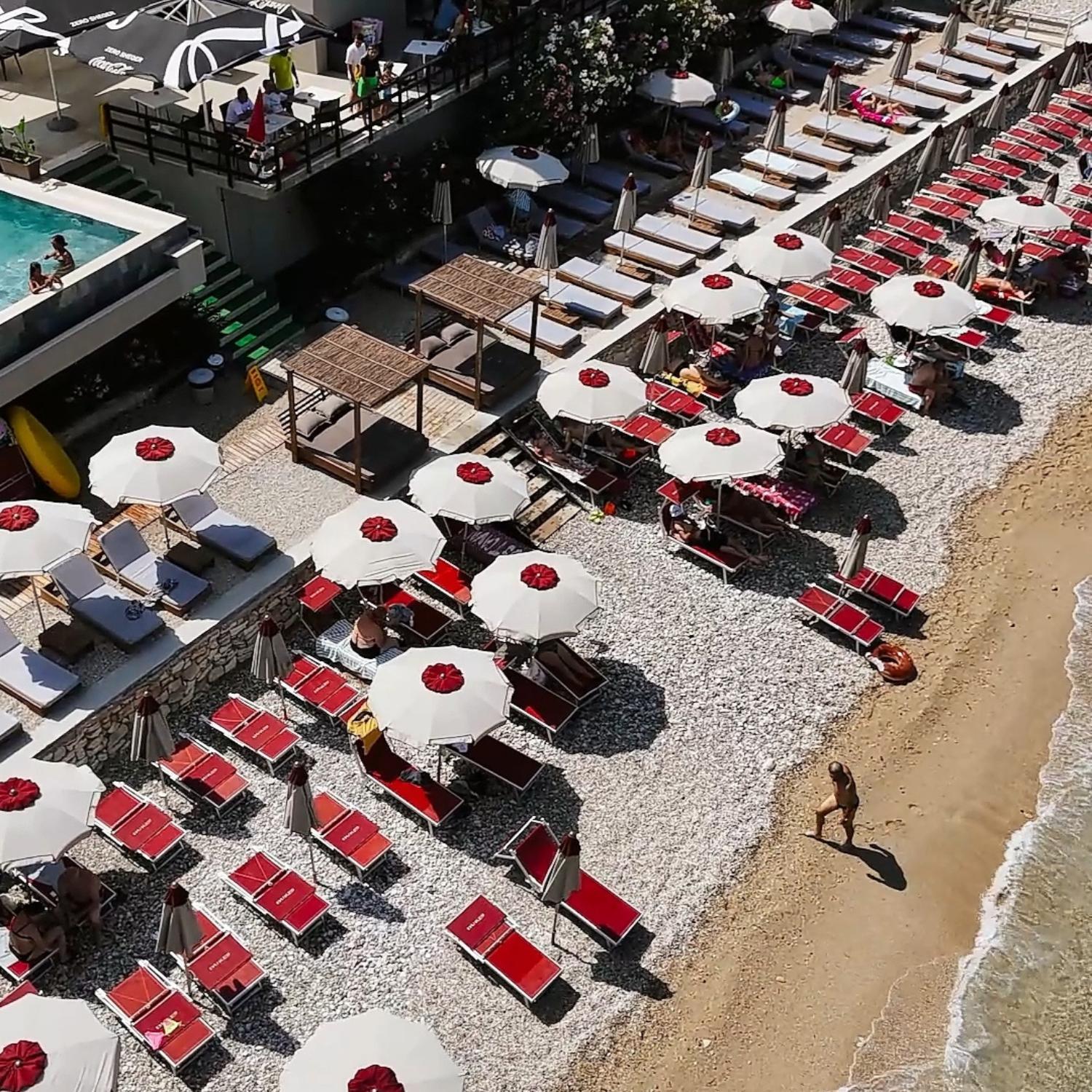 Dukes Albania Hotel Radhime Exterior photo